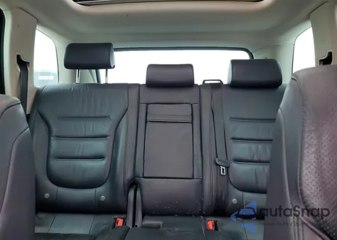 2016 Volkswagen Touareg Tdi z USA, uszkodzony, nr VIN WVGEP9BP9GD002666